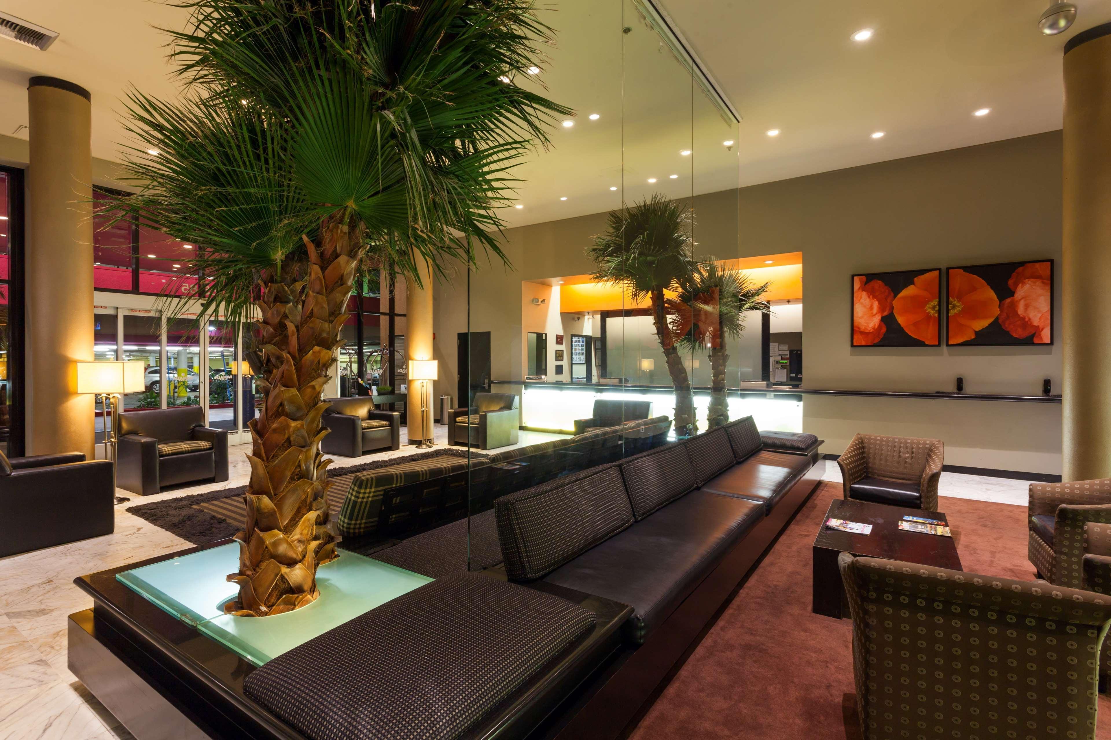 Ramada Plaza By Wyndham West Hollywood Hotel & Suites Лос-Анджелес Екстер'єр фото