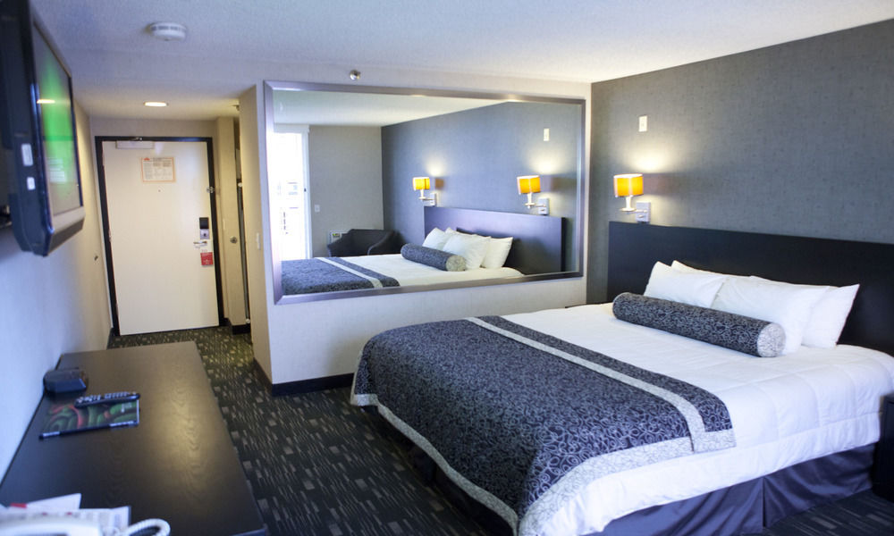 Ramada Plaza By Wyndham West Hollywood Hotel & Suites Лос-Анджелес Екстер'єр фото